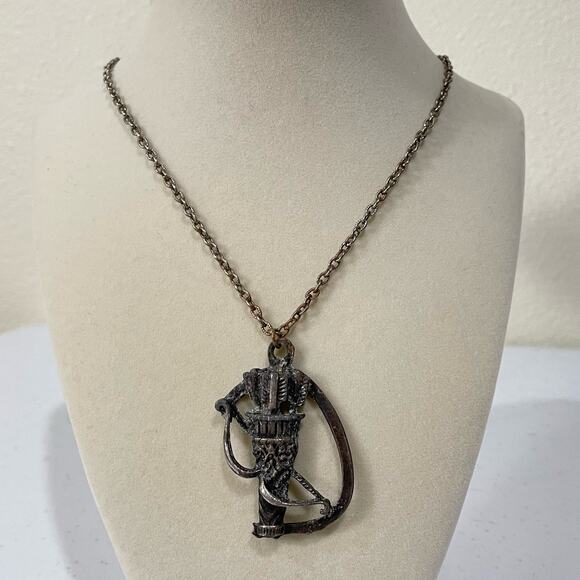 Vintage Archer Bow & Arrow Quiver Metal Pendant Necklace Mockingjay Renfaire - Picture 2 of 6